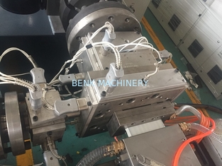 PE / PP / WPC Extrusion Line For Garden Chair Wood Plastic Composite Board