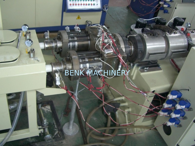 Double Outlet Plastic Pvc Pipe Making Machine With PLC Control 20 - 63mm Pipe Range