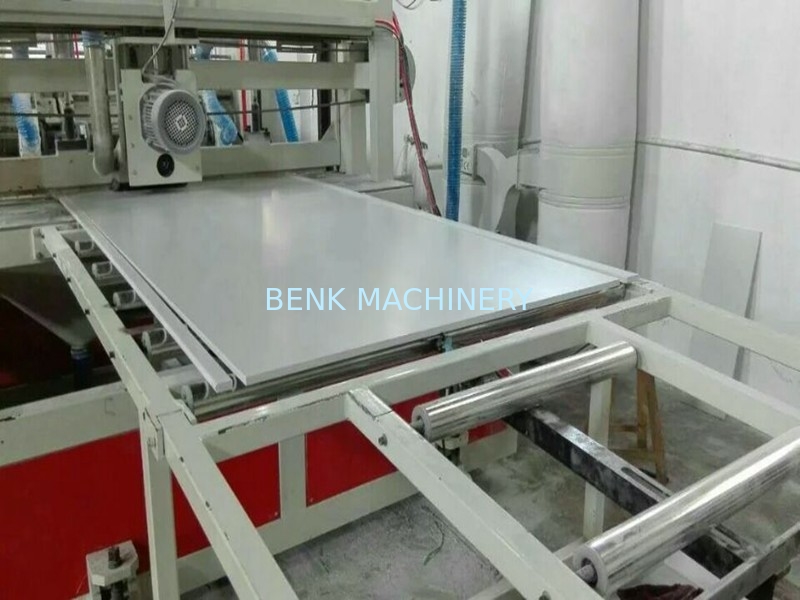 5 - 50mm Thickness PVC WPC Crust Foam Board Making Machine For Construction Use