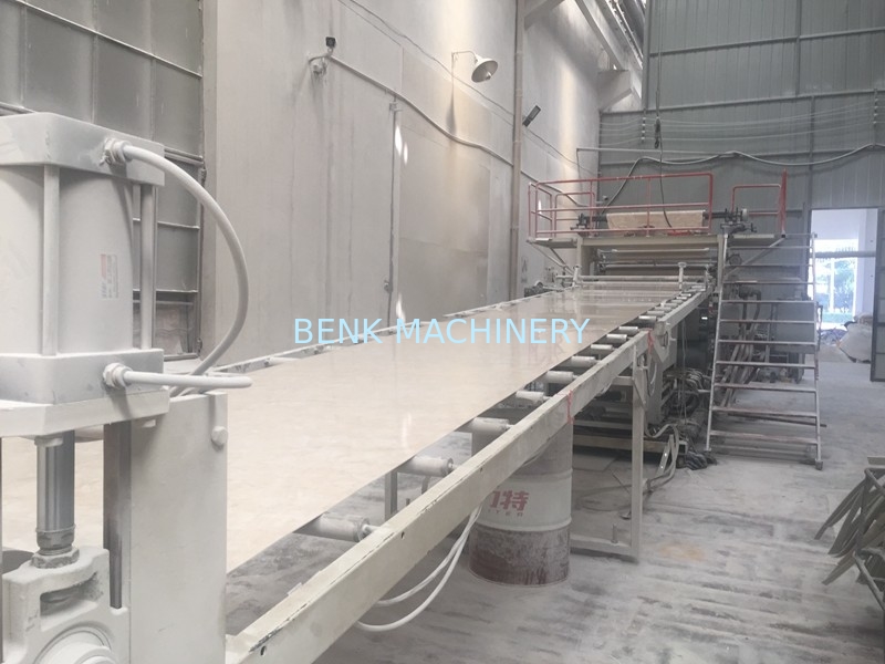Hot Stamping Surface PVC Imitation Marble Sheet Extrusion Machine 195KW Installation Power